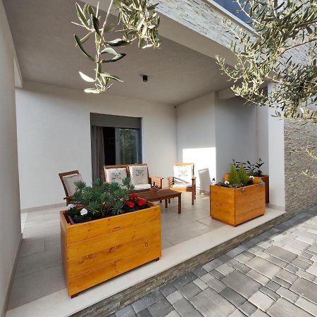 Apartamento Olives Garden Trogir Exterior foto